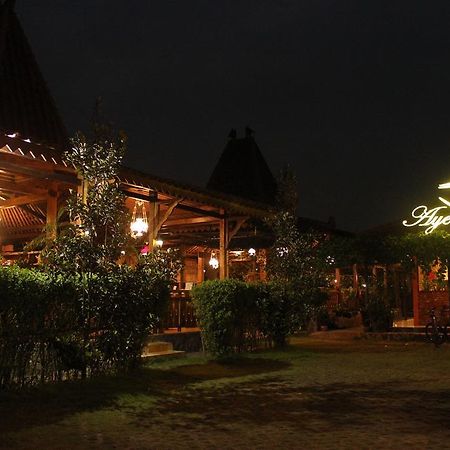 Joglo Ayem Tentrem Hotel Prambanan Exterior foto