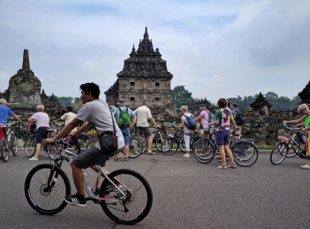 Joglo Ayem Tentrem Hotel Prambanan Exterior foto