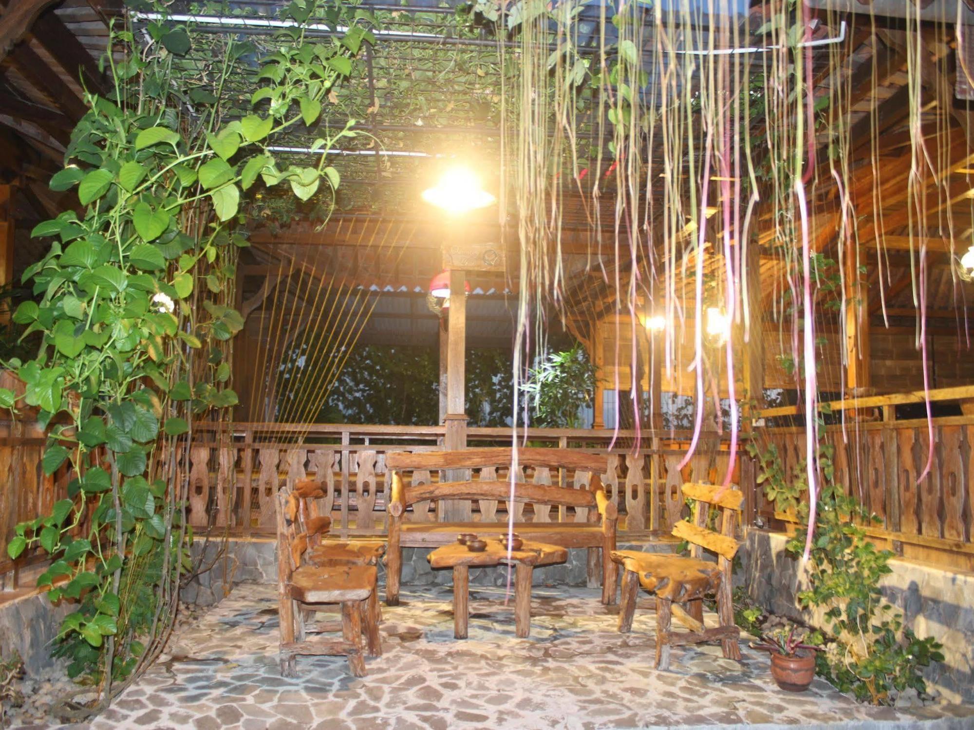Joglo Ayem Tentrem Prambanan Exterior foto